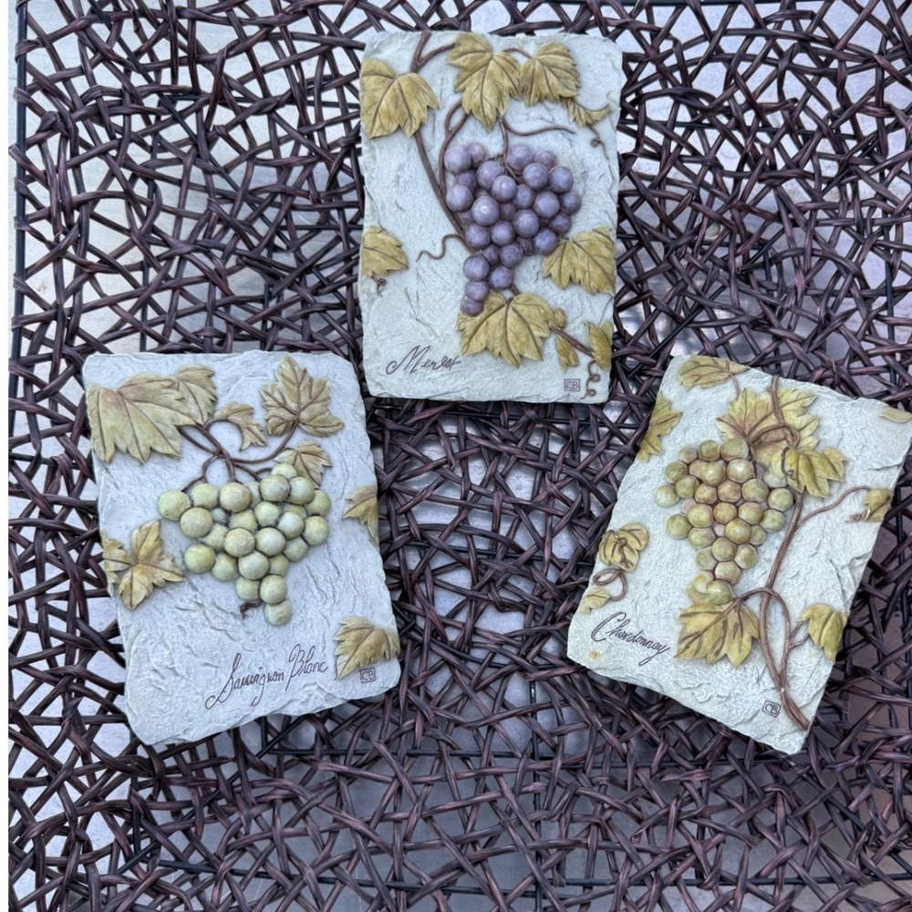 Vintage‎ Cheri Blum 3D Wine Wall Plaques Set of 3 Merlot Chardonnay Sauvignon